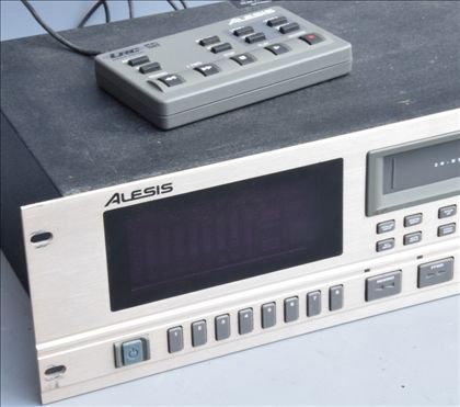 Alesis-LX20 ADAT recorder to service + LRC
